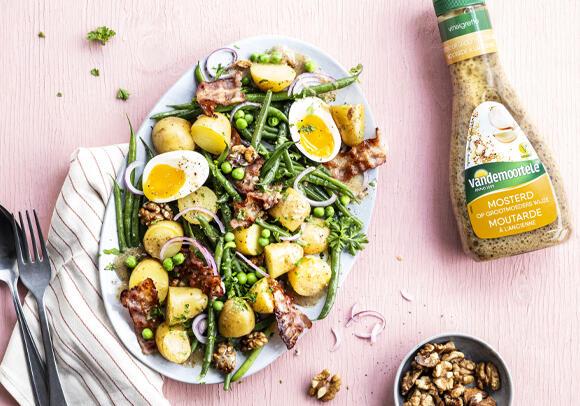 Salade de haricots verts, œufs et lardons