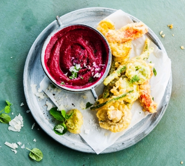 Rode bieten-dipsaus - Trempette à la betterave rouge