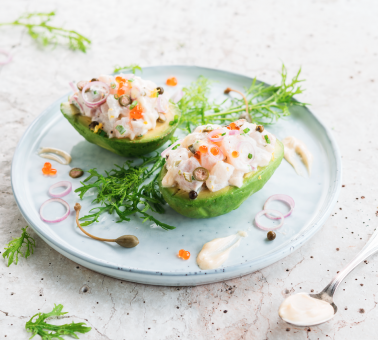 Vissalade met avocado - Salade de poisson crémeuse à l’avocat